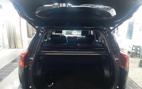 Toyota RAV4, 2015 год, 2 100 000 рублей, 5 фотография