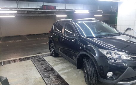 Toyota RAV4, 2015 год, 2 100 000 рублей, 2 фотография