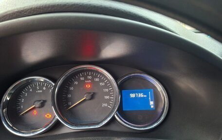 Renault Sandero II рестайлинг, 2017 год, 770 000 рублей, 3 фотография