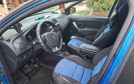 Renault Sandero II рестайлинг, 2017 год, 770 000 рублей, 4 фотография