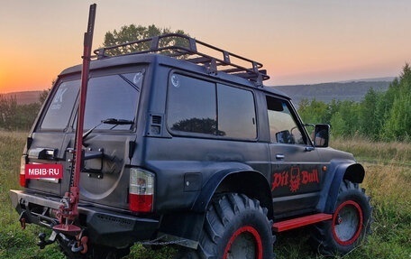 Nissan Safari IV, 1994 год, 1 700 000 рублей, 10 фотография