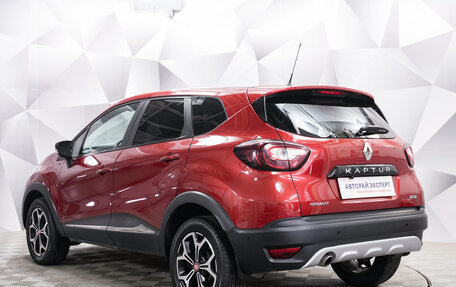 Renault Kaptur I рестайлинг, 2018 год, 1 686 000 рублей, 3 фотография