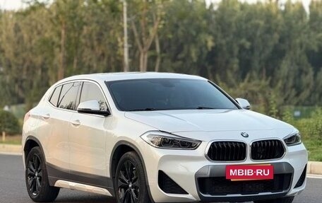 BMW X2, 2021 год, 1 750 000 рублей, 3 фотография