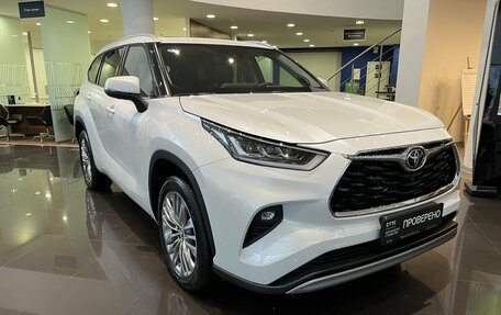 Toyota Highlander, 2025 год, 6 270 000 рублей, 3 фотография