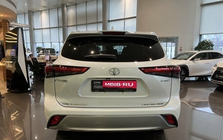 Toyota Highlander, 2025 год, 6 270 000 рублей, 7 фотография