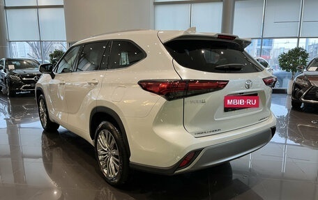 Toyota Highlander, 2025 год, 6 270 000 рублей, 8 фотография