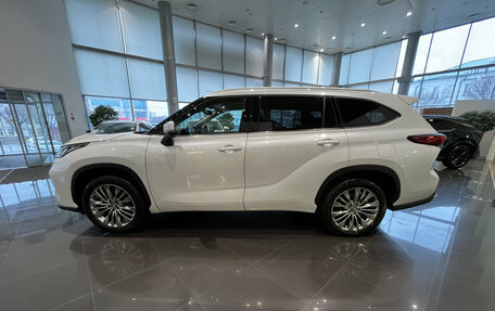 Toyota Highlander, 2025 год, 6 270 000 рублей, 10 фотография