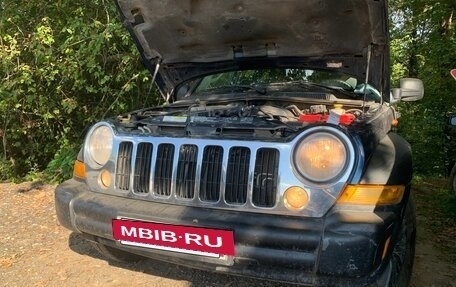 Jeep Cherokee, 2005 год, 530 000 рублей, 10 фотография