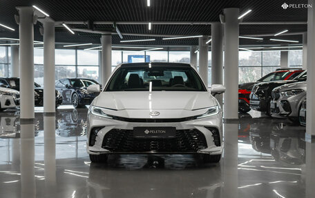 Toyota Camry, 2025 год, 4 670 000 рублей, 3 фотография