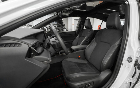 Toyota Camry, 2025 год, 4 670 000 рублей, 9 фотография