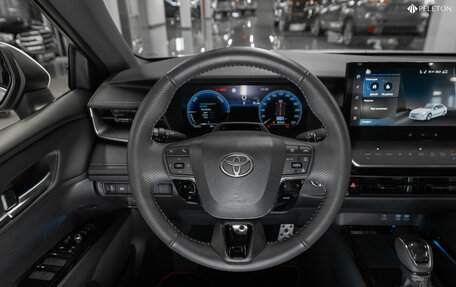 Toyota Camry, 2025 год, 4 670 000 рублей, 11 фотография