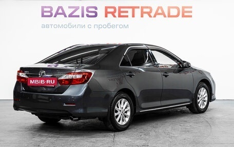 Toyota Camry, 2012 год, 1 690 000 рублей, 6 фотография