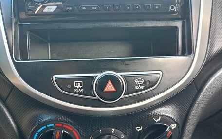 Hyundai Solaris II рестайлинг, 2012 год, 520 000 рублей, 17 фотография