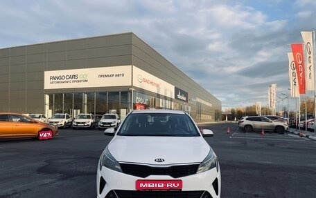 KIA Rio IV, 2021 год, 1 650 000 рублей, 1 фотография