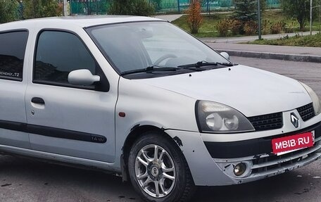 Renault Clio III, 2002 год, 420 000 рублей, 2 фотография