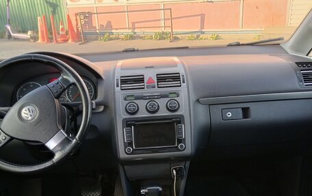 Volkswagen Touran III, 2009 год, 400 000 рублей, 8 фотография