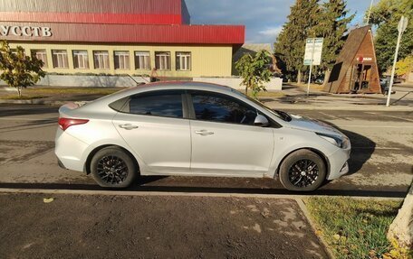 Hyundai Solaris II рестайлинг, 2018 год, 1 150 000 рублей, 5 фотография