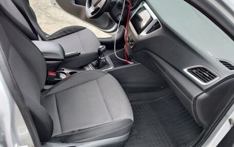 Hyundai Solaris II рестайлинг, 2018 год, 1 150 000 рублей, 10 фотография