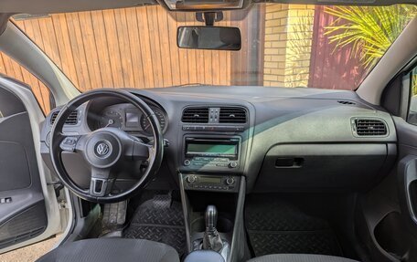 Volkswagen Polo VI (EU Market), 2011 год, 690 000 рублей, 10 фотография