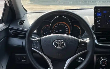 Toyota Yaris XP150 рестайлинг, 2022 год, 1 180 069 рублей, 13 фотография