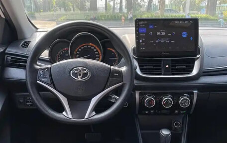Toyota Yaris XP150 рестайлинг, 2022 год, 1 180 069 рублей, 12 фотография