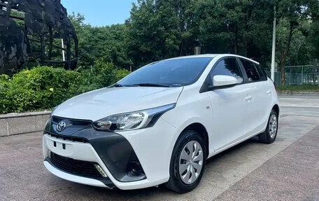 Toyota Yaris XP150 рестайлинг, 2022 год, 1 180 069 рублей, 4 фотография