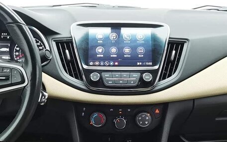 Chevrolet Monza, 2022 год, 1 010 000 рублей, 12 фотография