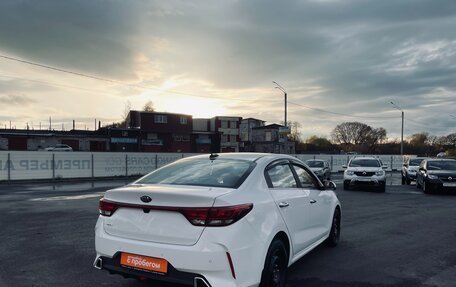 KIA Rio IV, 2021 год, 1 650 000 рублей, 3 фотография