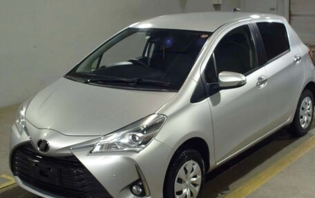 Toyota Vitz, 2019 год, 995 000 рублей, 2 фотография