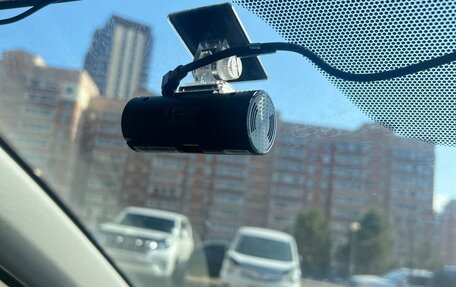 Toyota Vitz, 2019 год, 995 000 рублей, 10 фотография