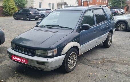 Mitsubishi Chariot III, 1992 год, 140 000 рублей, 1 фотография