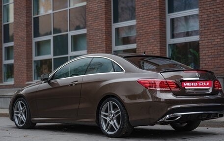 Mercedes-Benz E-Класс, 2015 год, 2 250 000 рублей, 7 фотография