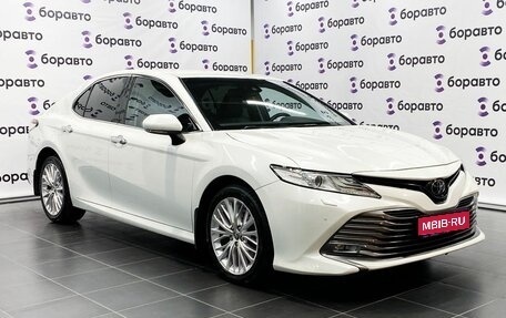 Toyota Camry, 2021 год, 3 150 000 рублей, 1 фотография
