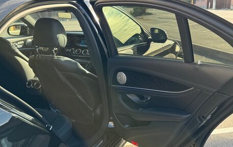 Mercedes-Benz E-Класс, 2016 год, 3 150 000 рублей, 11 фотография