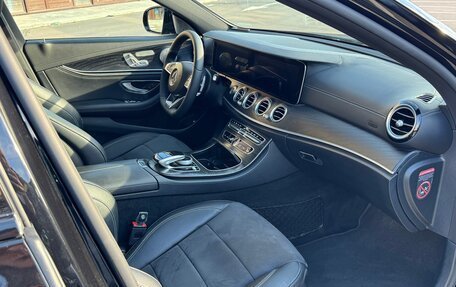 Mercedes-Benz E-Класс, 2016 год, 3 150 000 рублей, 7 фотография