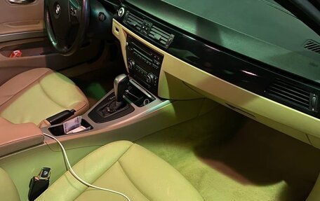 BMW 3 серия, 2008 год, 1 290 000 рублей, 3 фотография