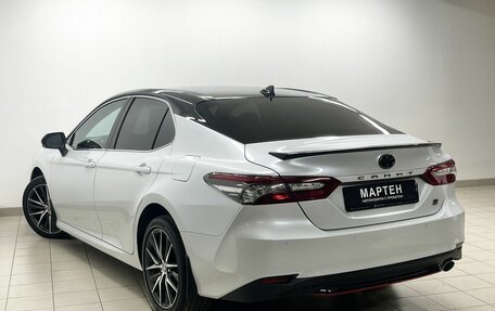 Toyota Camry, 2021 год, 3 320 000 рублей, 6 фотография