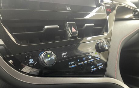 Toyota Camry, 2021 год, 3 320 000 рублей, 16 фотография