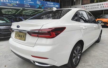 Ford Escort, 2021 год, 1 250 000 рублей, 3 фотография