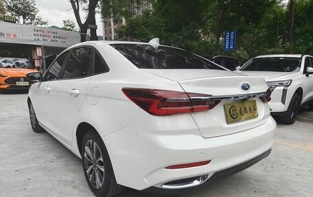 Ford Escort, 2021 год, 1 250 000 рублей, 5 фотография