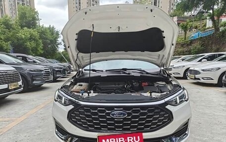 Ford Escort, 2021 год, 1 250 000 рублей, 7 фотография