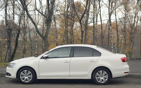 Volkswagen Jetta VI, 2012 год, 800 000 рублей, 2 фотография