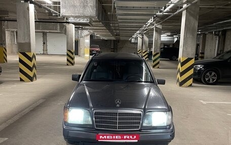 Mercedes-Benz E-Класс, 1994 год, 380 000 рублей, 3 фотография