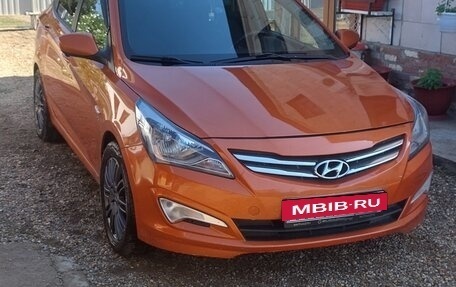 Hyundai Solaris II рестайлинг, 2014 год, 1 150 000 рублей, 3 фотография