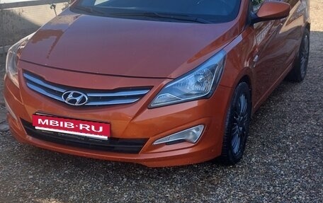 Hyundai Solaris II рестайлинг, 2014 год, 1 150 000 рублей, 2 фотография