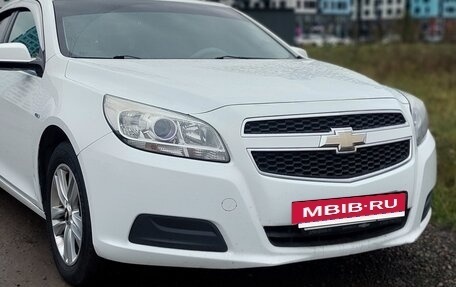 Chevrolet Malibu VIII, 2012 год, 1 100 000 рублей, 5 фотография