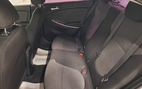 Hyundai Solaris II рестайлинг, 2013 год, 755 000 рублей, 13 фотография