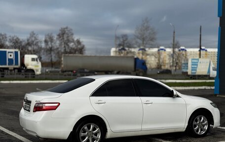 Toyota Camry, 2010 год, 990 000 рублей, 7 фотография