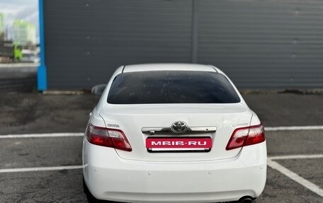 Toyota Camry, 2010 год, 990 000 рублей, 6 фотография