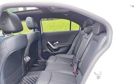 Mercedes-Benz A-Класс, 2022 год, 2 388 222 рублей, 10 фотография